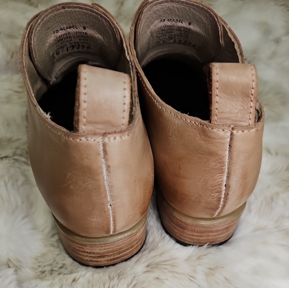 Freebird Womens Shoes FB-Mabel 8 Leather Taupe Oxfords - Picture 6 of 16